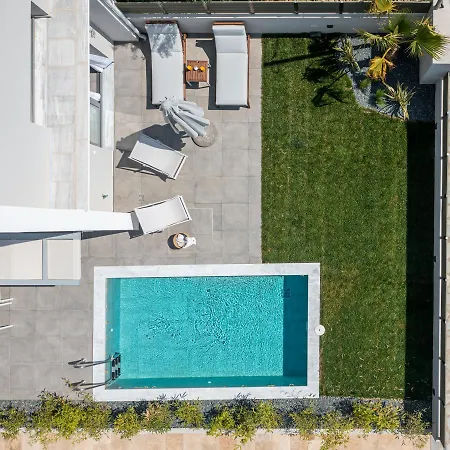 Yuka Collection Hotel *