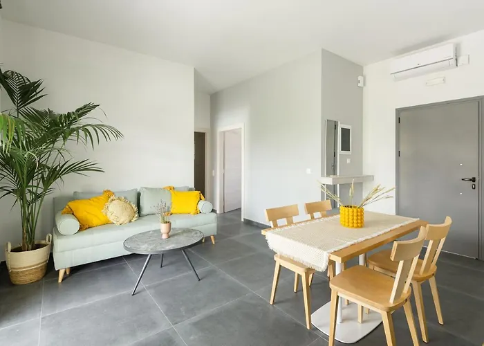 Yuka Collection * Nea Iraklitsa